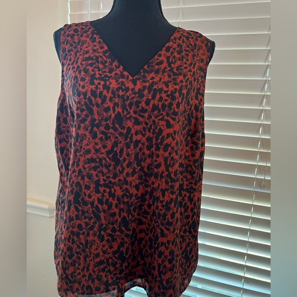 Nine West sleeveless blouse. Size Medium - Picture 4 of 4
